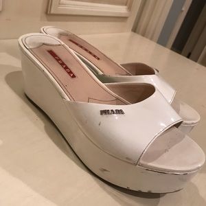 Slip on prada